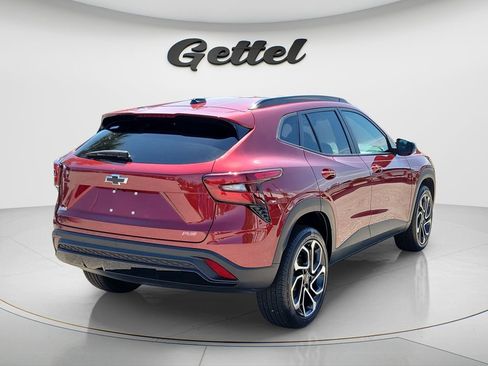 Used 2025 Chevrolet Trax RS w/ Driver Confidence Package image 4