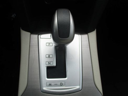 Used 2014 Subaru Outback 2.5i image 25