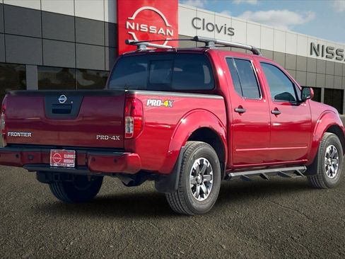 Used 2021 Nissan Frontier PRO-4X w/ Pro-4x Utility Package image 3