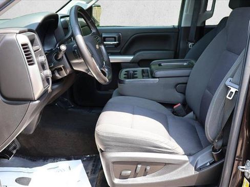 Used 2018 Chevrolet Silverado 1500 LT w/ All Star Edition AWD/4WD image 11