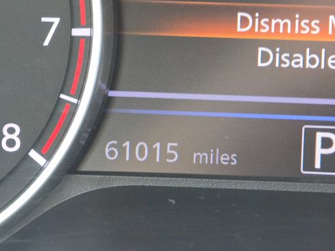 Used 2024 Nissan Sentra SV FWD image 23