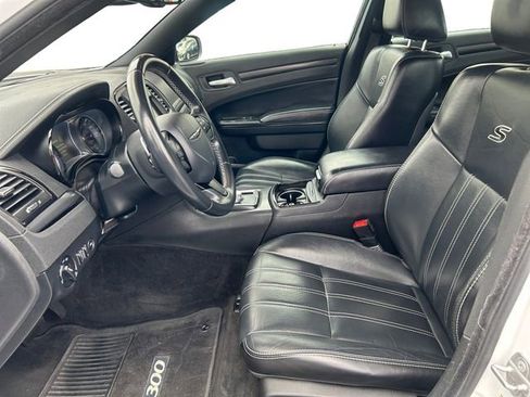 Used 2016 Chrysler 300 S AWD/4WD image 10