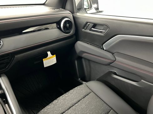 New 2026 Chevrolet Colorado Z71 image 11