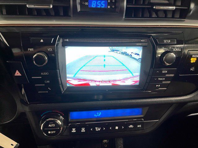 Used 2015 Toyota Corolla LE FWD image 29