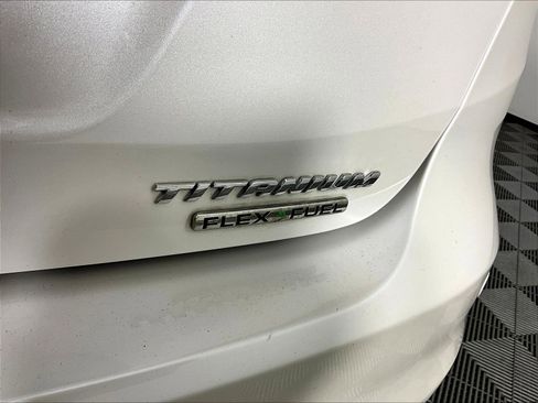 Used 2015 Ford Focus Titanium w/ Titanium Technology Package FWD image 24