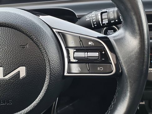 Used 2024 Kia Seltos EX image 29