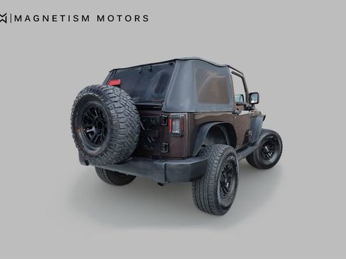 Used 2013 Jeep Wrangler Sport w/ Connectivity Group image 10