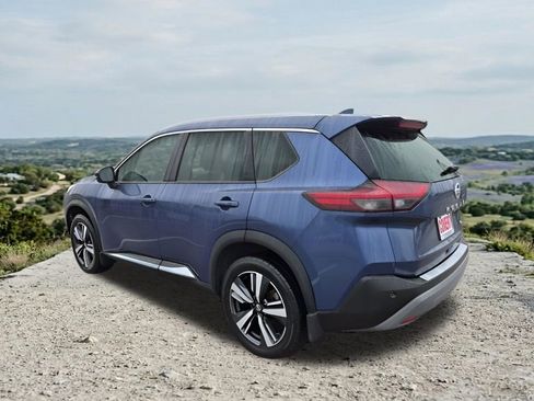 Used 2021 Nissan Rogue SL w/ Premium Package image 8