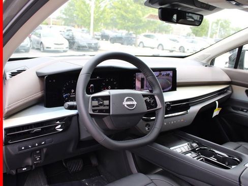 New 2025 Nissan Murano Platinum w/ Cargo Package image 12