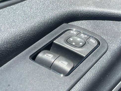Used 2021 Mercedes-Benz Sprinter 2500 w/ Acoustic Package image 24