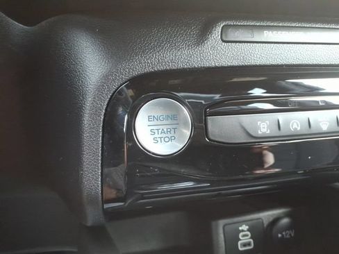 Certified 2024 Ford Escape ST-Line w/ Tech Pack #1 AWD/4WD image 21