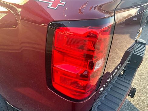 Used 2015 Chevrolet Silverado 2500 High Country w/ Duramax Plus Package image 32