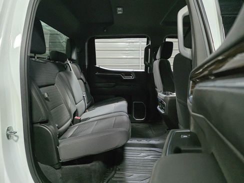 Used 2022 GMC Sierra 1500 Elevation image 21