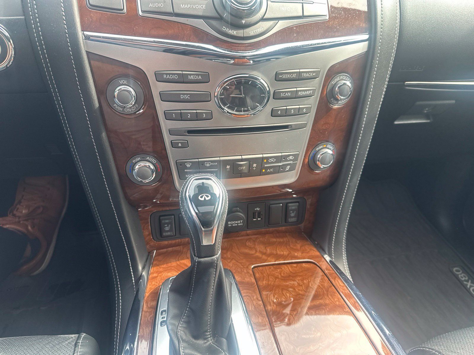 Used 2019 INFINITI QX80 Luxe w/ Proassist Package AWD/4WD image 12