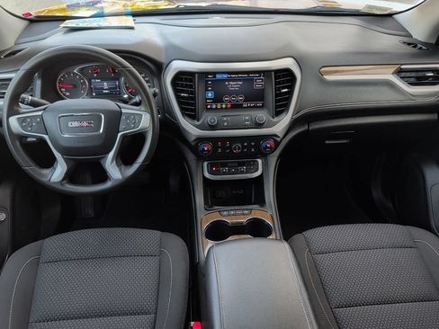Used 2023 GMC Acadia SLE w/ Driver Convenience Package FWD image 16