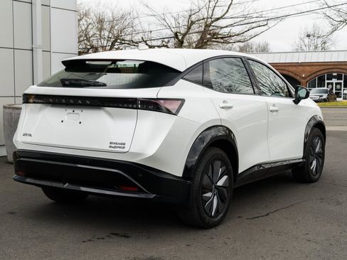Used 2024 Nissan Ariya AWD image 6