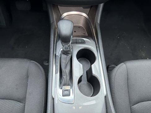 Used 2024 Chevrolet Malibu LT image 19