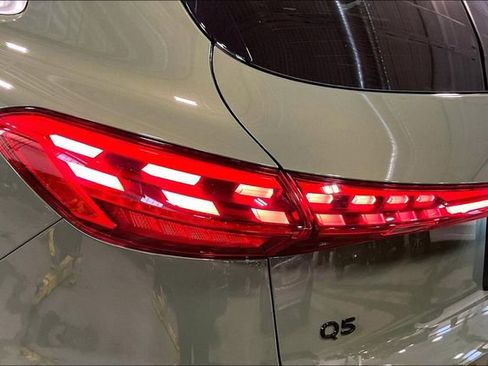 Certified 2025 Audi Q5 Premium Plus w/ Premium Plus image 30