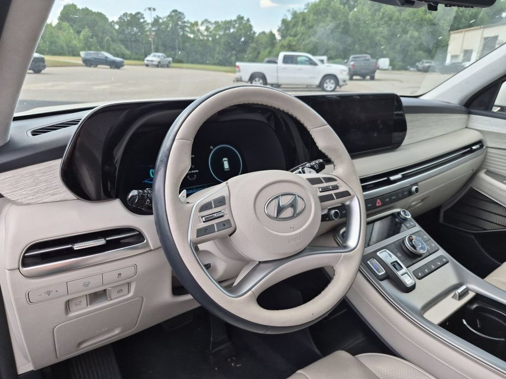 Used 2024 Hyundai Palisade Calligraphy AWD/4WD image 16