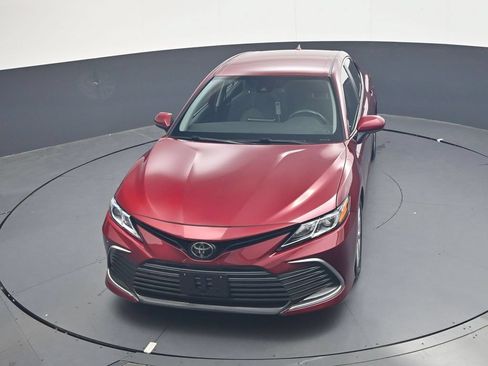 Used 2022 Toyota Camry LE FWD image 22