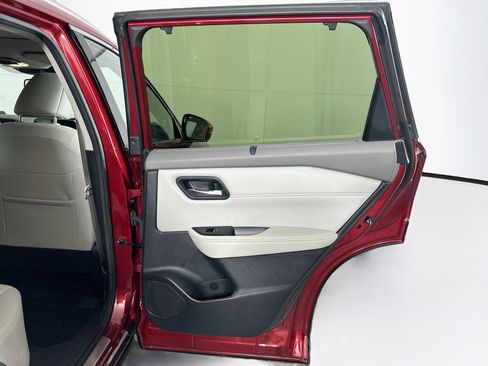 Used 2023 Nissan Rogue SL w/ SL Premium Package AWD/4WD image 33