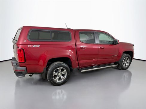 Used 2018 Chevrolet Colorado Z71 AWD/4WD image 17