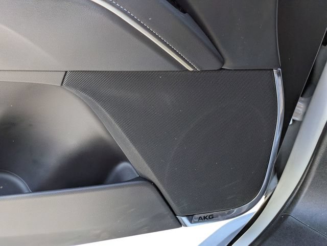 Used 2023 Cadillac Escalade ESV Premium Luxury w/ LPO, Floor Liner Package AWD/4WD image 13