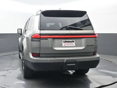 Used 2024 Lexus GX 550 w/ Cold Area Package AWD/4WD image 4