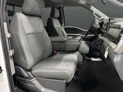 New 2026 Ford F250 XLT image 29