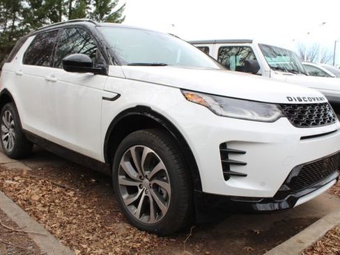 New 2025 Land Rover Discovery Sport Dynamic SE image 7