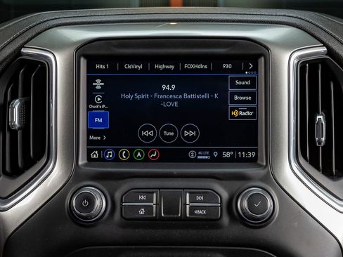 Used 2021 Chevrolet Silverado 2500 LTZ w/ LTZ Plus Package image 25