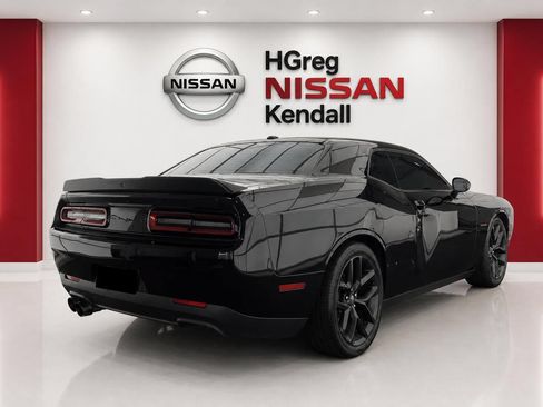 Used 2021 Dodge Challenger R/T w/ Blacktop Package RWD image 3
