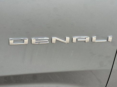 New 2026 GMC Yukon Denali w/ Denali Reserve Package AWD/4WD image 23