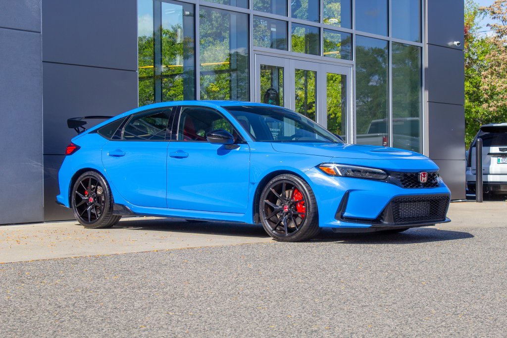 Used 2025 Honda Civic Type R image 3