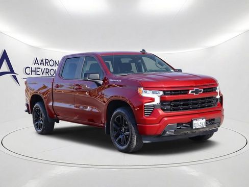 Used 2023 Chevrolet Silverado 1500 RST w/ Protection Package RWD image 3