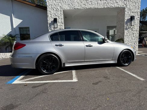 Used 2013 Hyundai Genesis 3.8 image 16