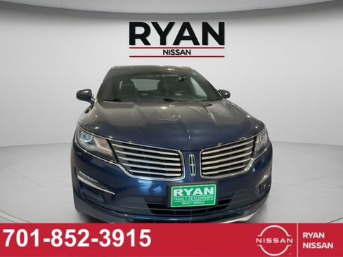 Used 2017 Lincoln MKC Reserve w/ Lincoln MKC Climate Package AWD/4WD image 8