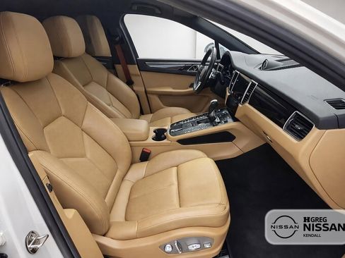 Used 2018 Porsche Macan S AWD/4WD image 11