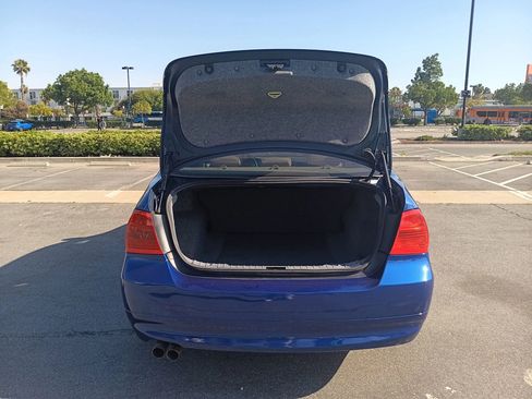 Used 2007 BMW 328i Sedan RWD image 9