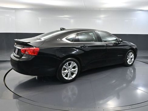 Used 2015 Chevrolet Impala LT w/ Convenience Package FWD image 4