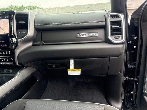 New 2027 RAM 1500 Laramie w/ Night Edition AWD/4WD image 29