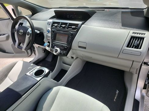 Used 2012 Toyota Prius V Three FWD image 31