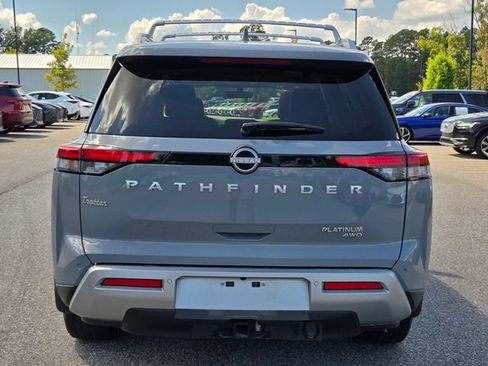 Used 2024 Nissan Pathfinder Platinum AWD/4WD image 4