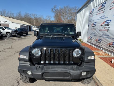 Used 2021 Jeep Wrangler Unlimited Sport image 3