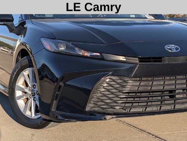 Used 2025 Toyota Camry LE FWD image 3