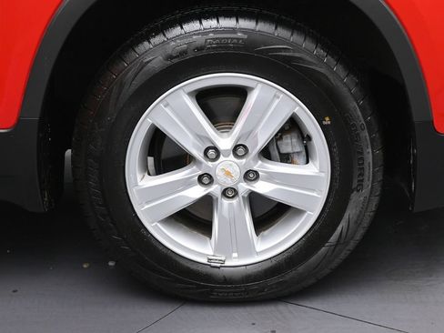 Used 2016 Chevrolet Trax LT AWD/4WD image 30