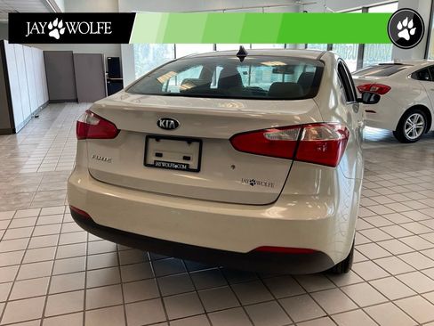 Used 2015 Kia Forte LX FWD image 5