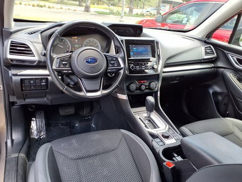 Used 2021 Subaru Forester Premium AWD/4WD image 12