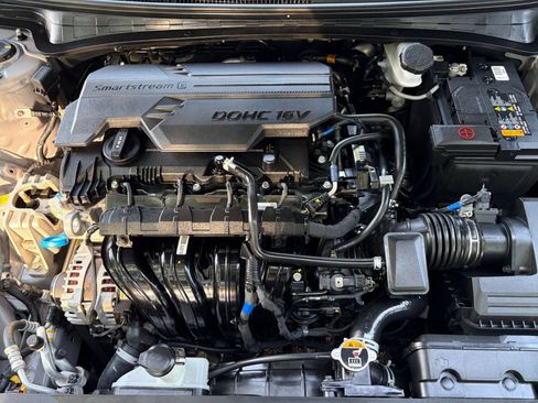 Used 2026 Hyundai Elantra Sport FWD image 31