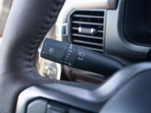 Used 2025 Ford F150 King Ranch w/ FX4 Off-Road Package image 19